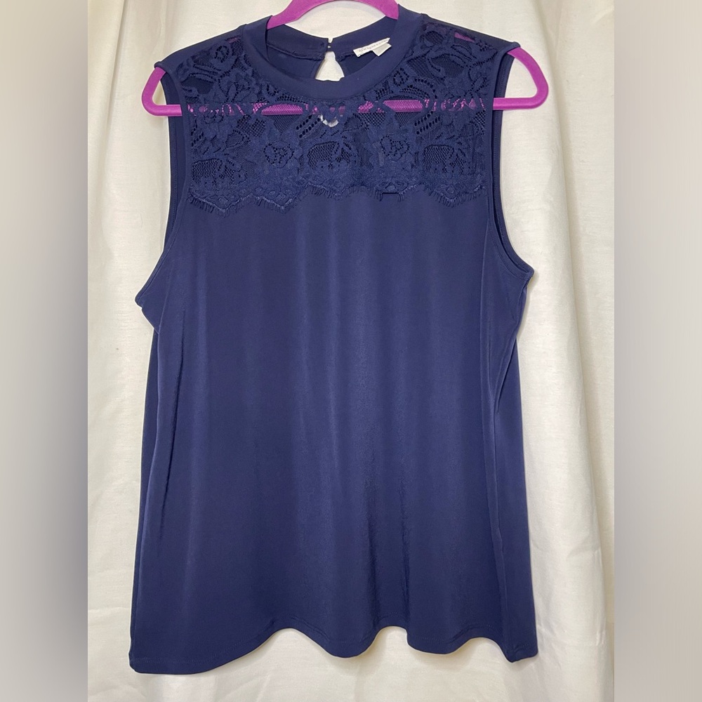 New York & Company Solid Navy Blue Tank Top Size L Women NWOT Lace Trim